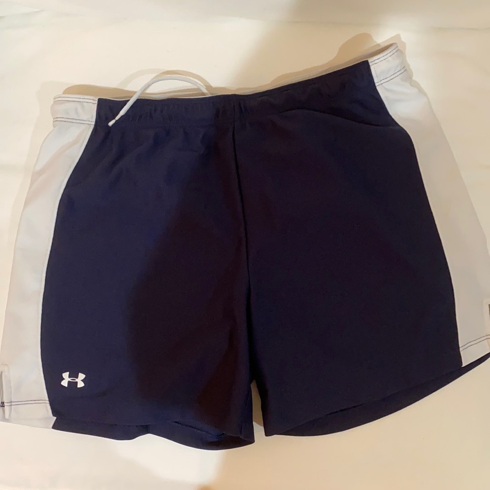 UA Under Armour women’s shorts S